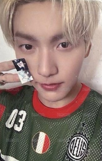 Starkissed hmv 線下 幸運卡  正面