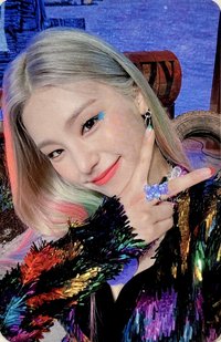 Not Shy yzy 2.0 簽售卡 