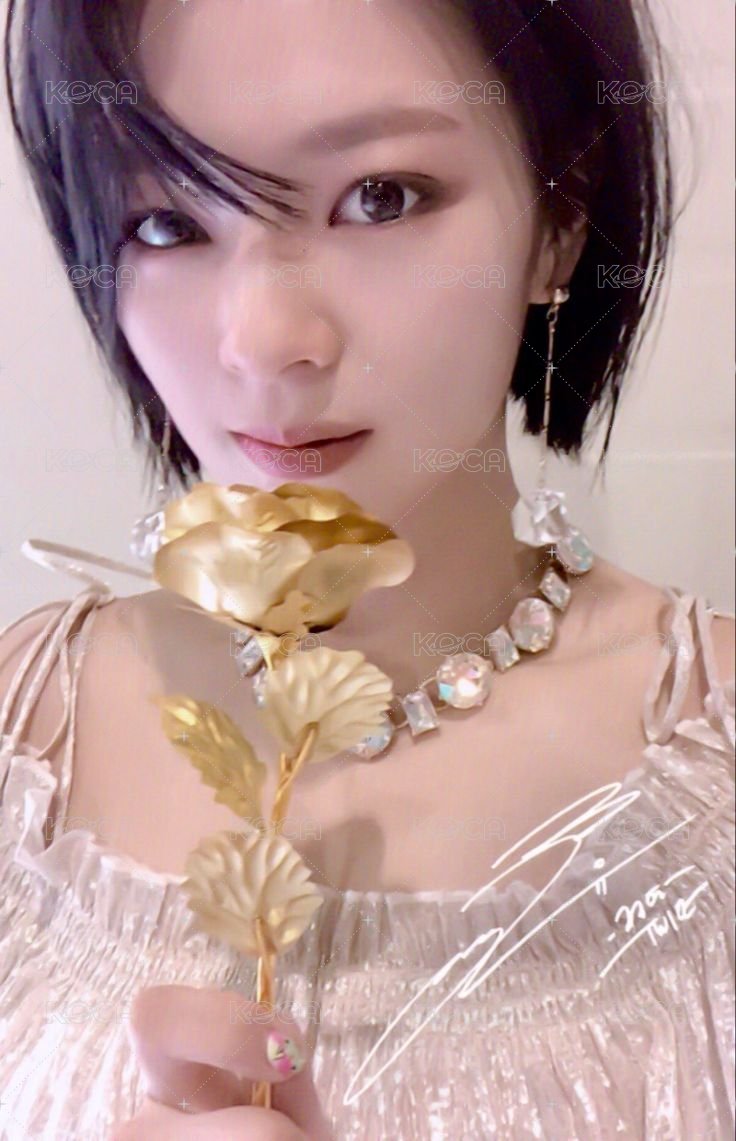 Feel Special 專輯卡  正面