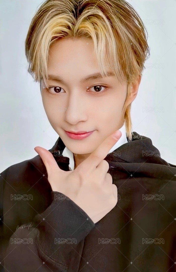 八週年 周邊卡 ｜耳環卡 正面