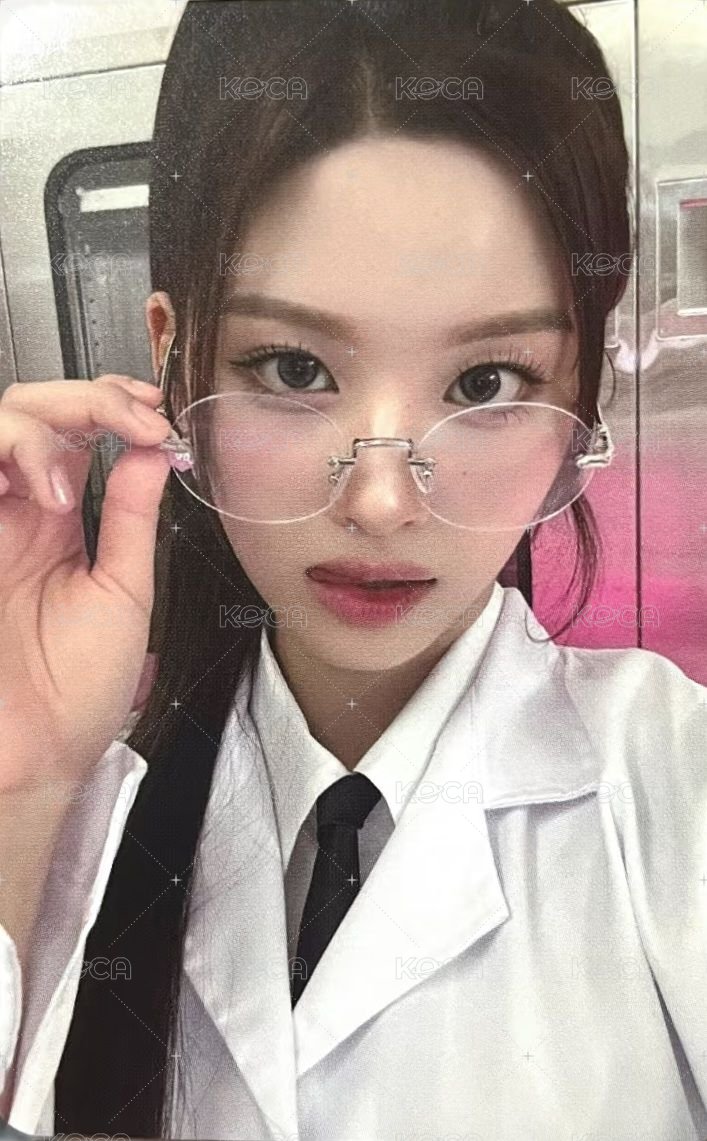 MIXX LAB jyp 線下 滿額卡  正面