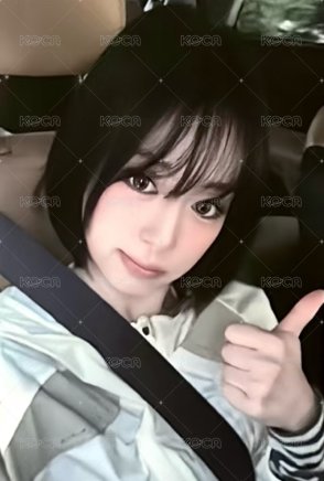 WE GO UP wm a ver.線下 幸運卡  正面