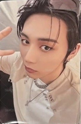 The Action wvs 幸運卡  正面