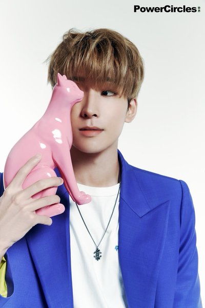 勢界雜誌 珉佑 含小卡 全新未拆