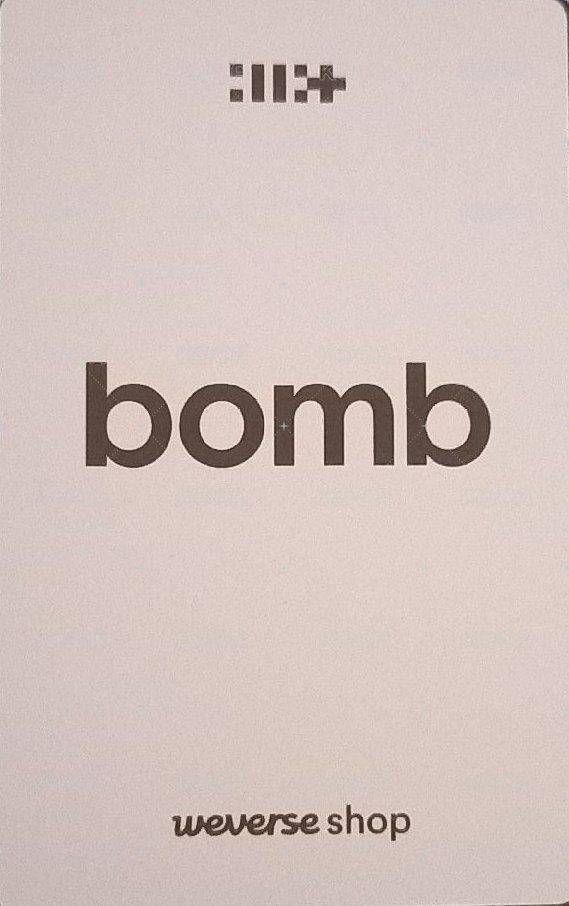 bomb kkt 預售 特典卡  背面