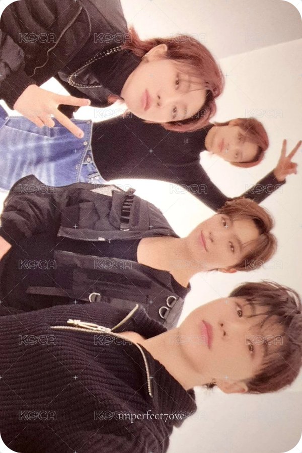 FOLLOW AGAIN 隨機卡 日巡卡包卡 正面