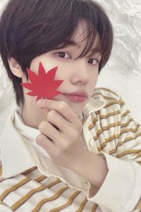 AUTUMN CCREW 滿額卡 