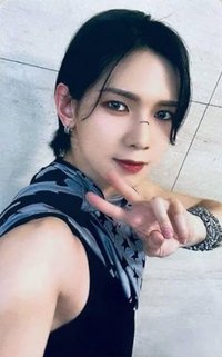 Outlaw yzy 特典卡 