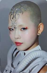 AWE 專輯卡 