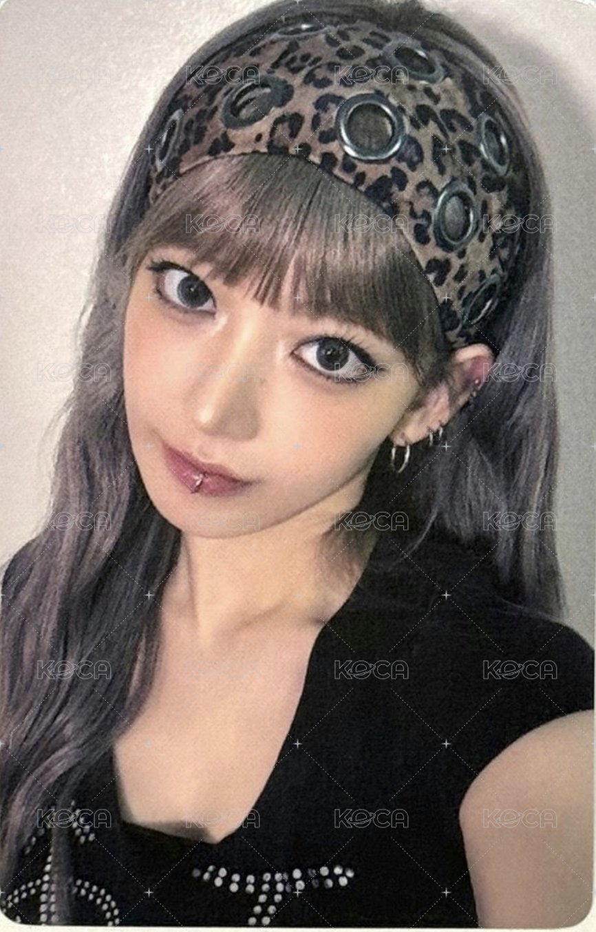 CRAZY yzy 3.0 簽售卡  正面