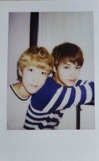 15’BOYS WISH 周邊卡 A ver 閃鑽拍立得鐵盒卡