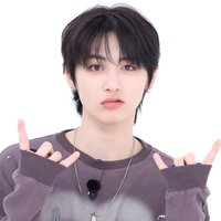 是芊芊啦ฅ•ω•ฅ