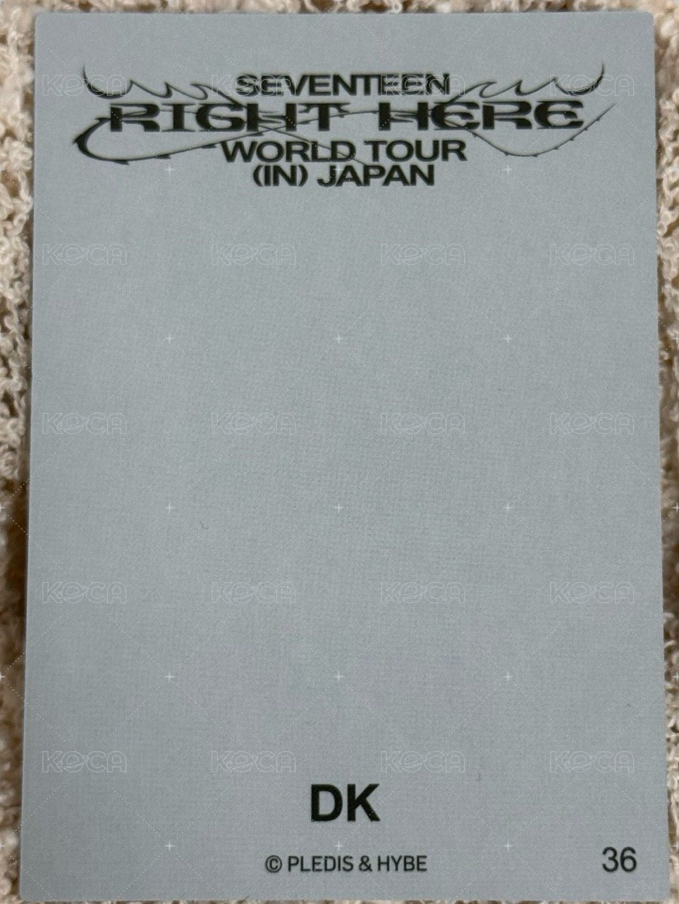 RIGHT HERE 隨機卡 36 背面