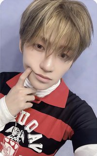 Play Hard 環球 PB 特典卡 