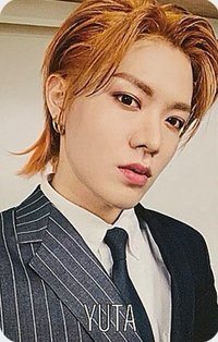 LOVEHOLIC 專輯卡 A ver