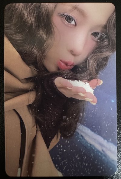 aespa Winter 中背雜誌卡1