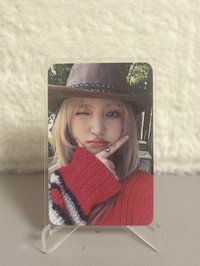 牛仔帽紅衣比七台特栗
