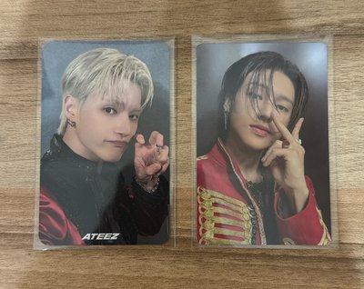 WOOYOUNG｜雨傘貼貼