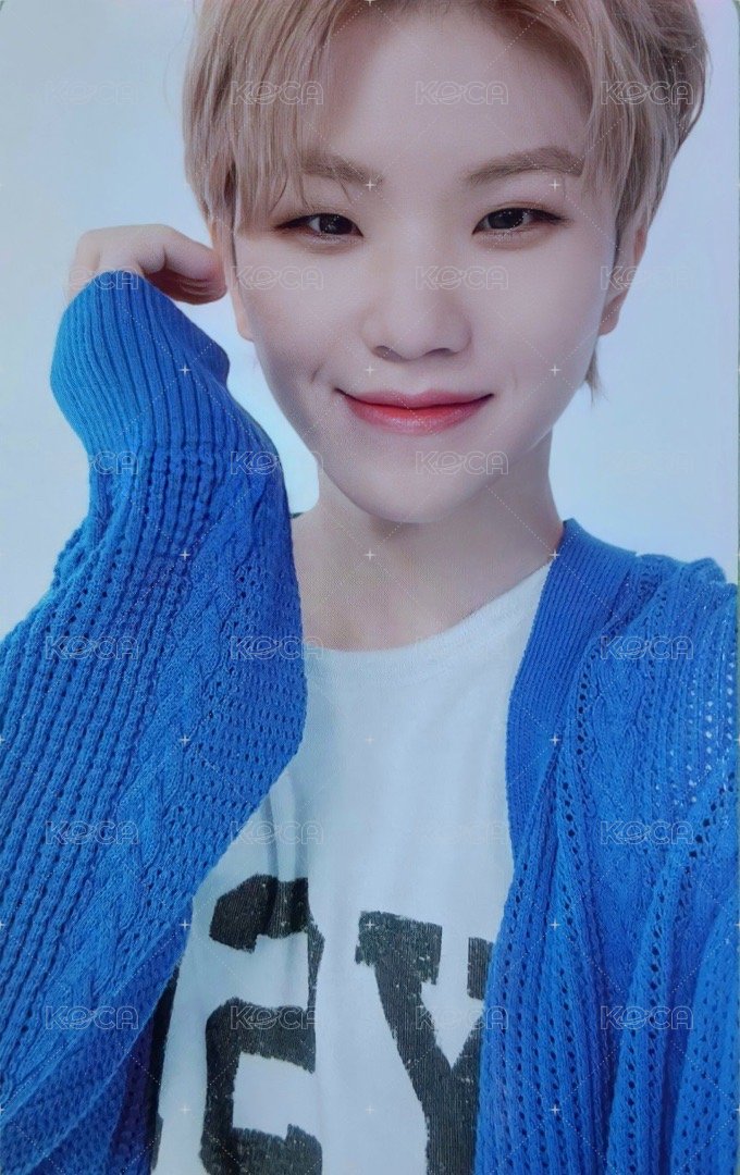 2022 SEASON’S GREETINGS 年曆卡 22‘ 正面