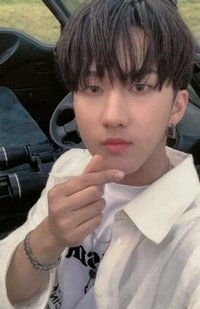 Clé 2 : Yellow Wood 專輯卡 Outside ver.