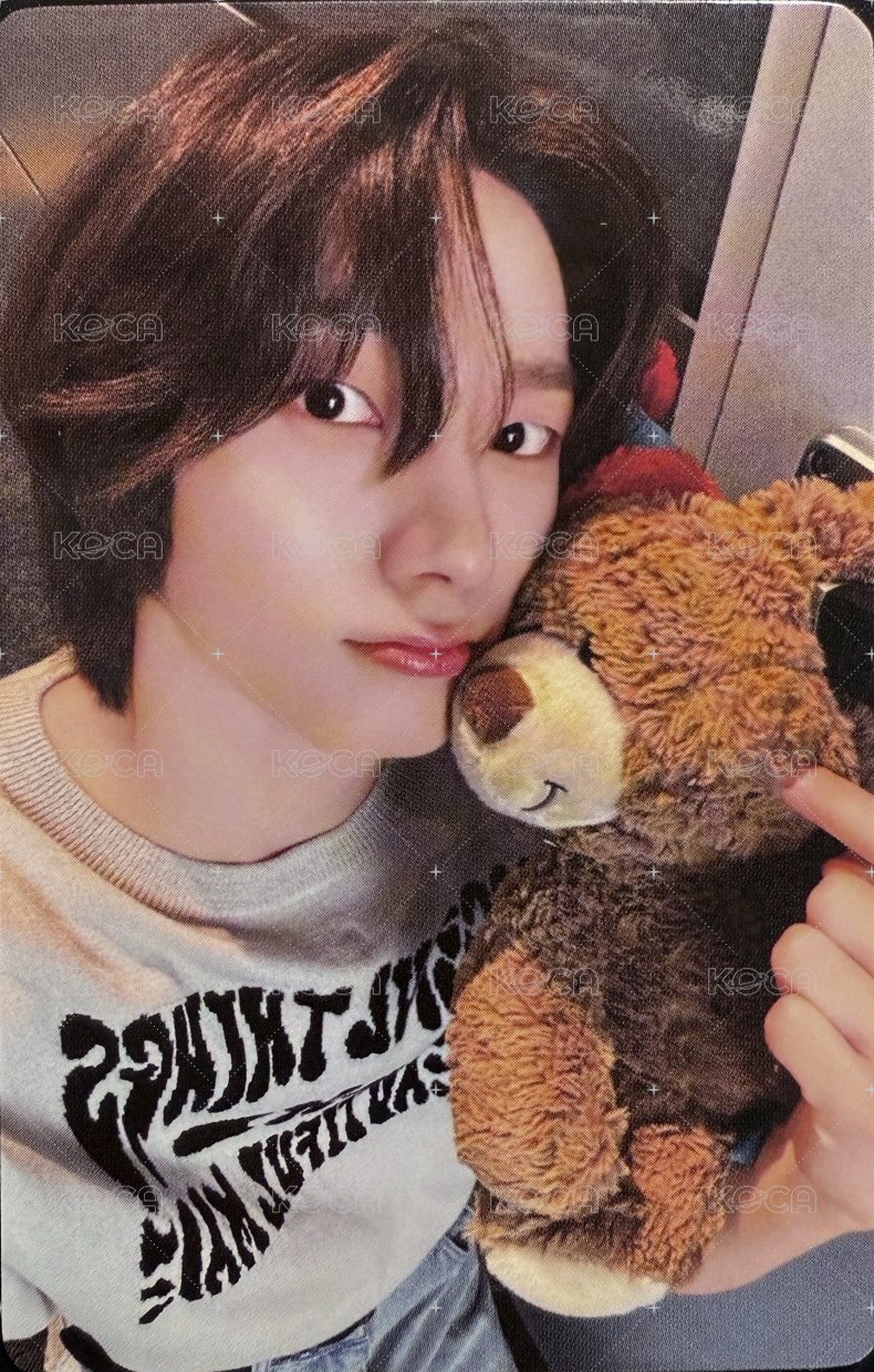 19.99 yzy 3.0 簽售卡 抱熊1 正面