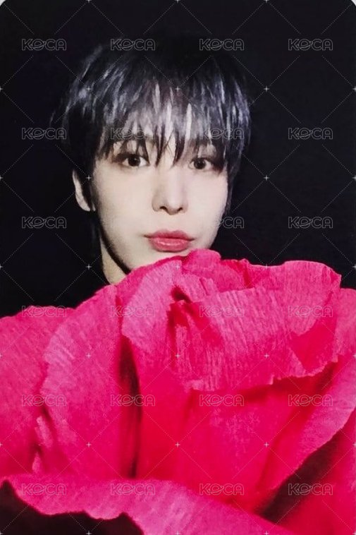 GOLDEN HOUR :  Part.3 In Your Fantasy sw Limited 特典卡  正面