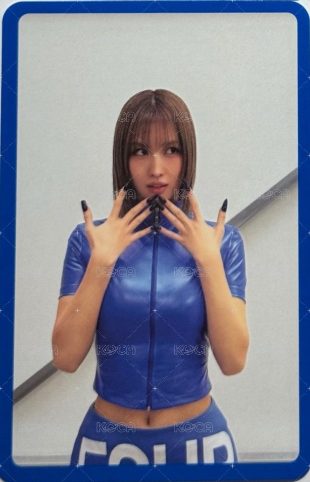 正規四 專輯卡 MOMO THIS ver. 預購禮 正面