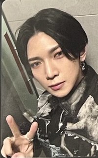 側臉比YA尚
