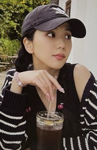 BORN PINK 專輯卡 Gray ver.A