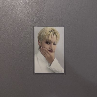 Ashes to light ATINY盤 專輯卡