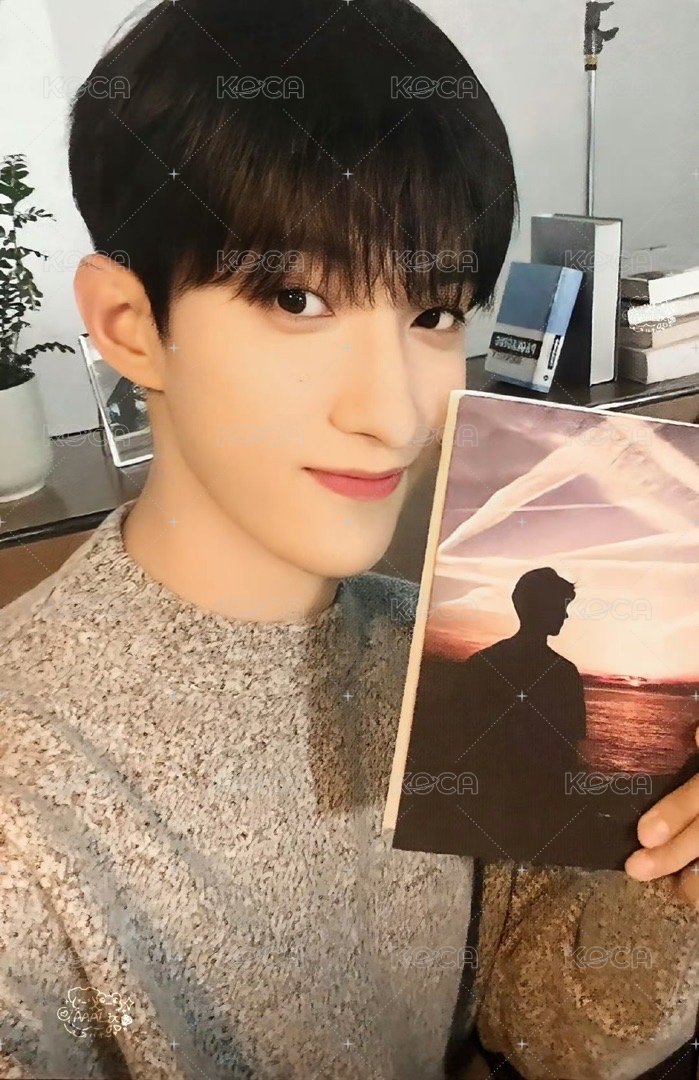 成員自製 周邊卡 寫真集 正面