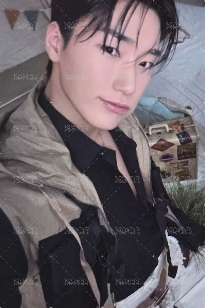 ANITEEZ IN TREASURE 隨機卡  正面