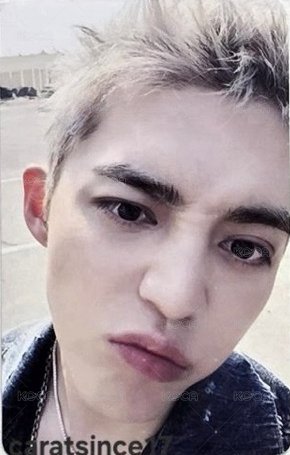 HYPE VIBES k4 幸運卡  正面