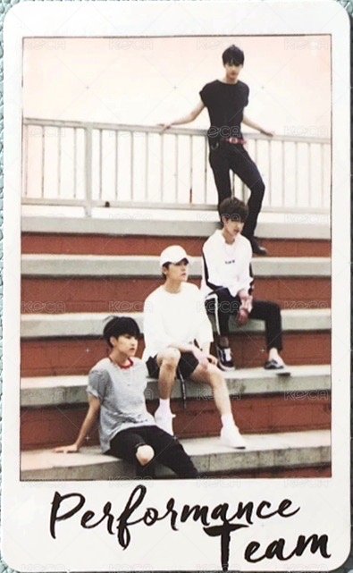 MINI4 專輯卡 ｜PERFORMANCE TEAM 正面