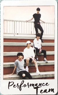 MINI4 專輯卡 ｜PERFORMANCE TEAM