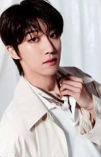 BE THE SUN 隨機卡 