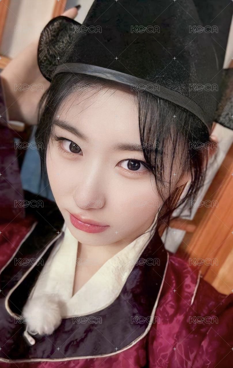 BORN TO BE wm 3.0 簽售卡  正面