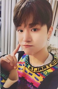 WHO! 專輯卡 Crunch 專卡 2 ver.A