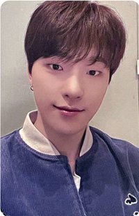 正四 yzy F 簽售卡 