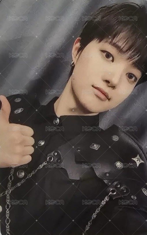 Go in Blind (月狼) yzy 3.0 簽售卡  正面