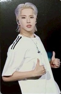 FOLLOW AGAIN 演唱會 DVD / CD 卡 DVD ver.