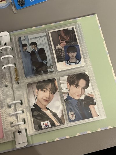 明宰炫（生日卡.黑框眼鏡wvs最後出）