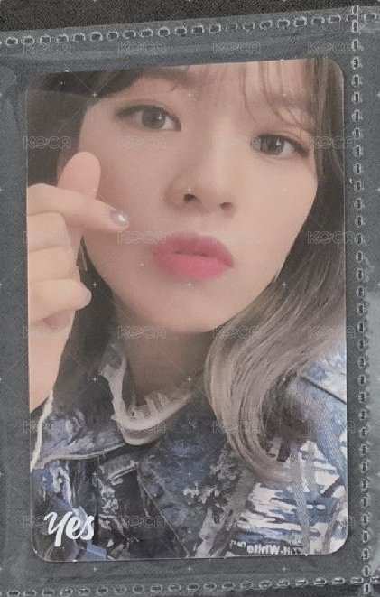 YES or YES 專輯卡  正面