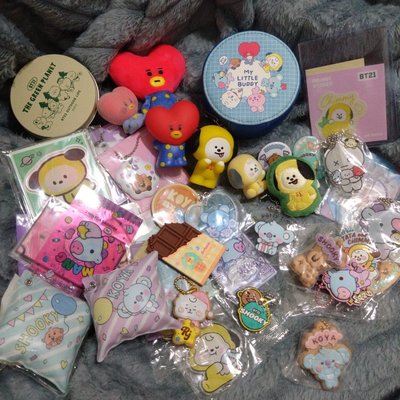 BT21 吊飾 徽章 公仔 小包 立牌 BTS 便宜出清