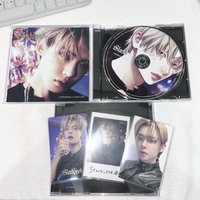 🔴（上排中間）𝙎𝙩𝙖𝙧𝙠𝙞𝙨𝙨𝙚𝙙 日咖特典卡 + 自拍卡C + 拍立得 + 竣單封（需帶圭/顯/寧）