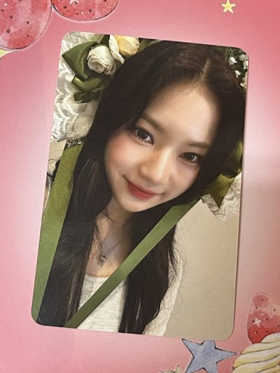 STAYC ISA sr 星河 花帽莎 中文卡背