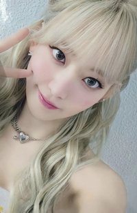 EASY yzy 簽售卡 青島