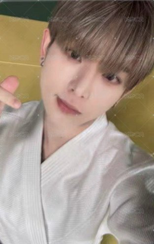 Go in Blind (月狼) yzy 2.0 簽售卡  正面