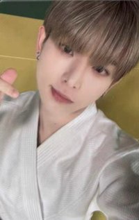 Go in Blind (月狼) yzy 2.0 簽售卡 