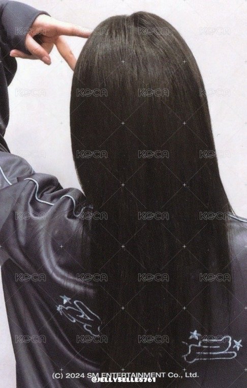 二巡 周邊卡 首爾場週夾克吉 背面